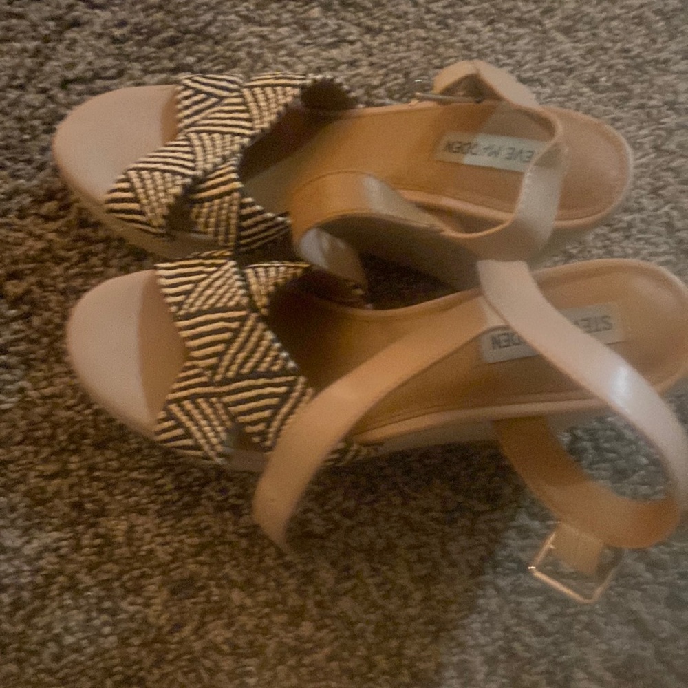 High heel wedges. Steve Madden. Size 7 and pink